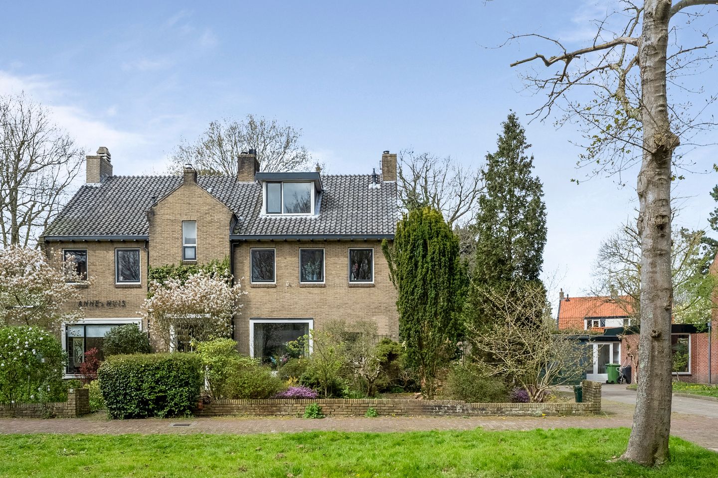 Foto 44 van Louise de Colignylaan 60