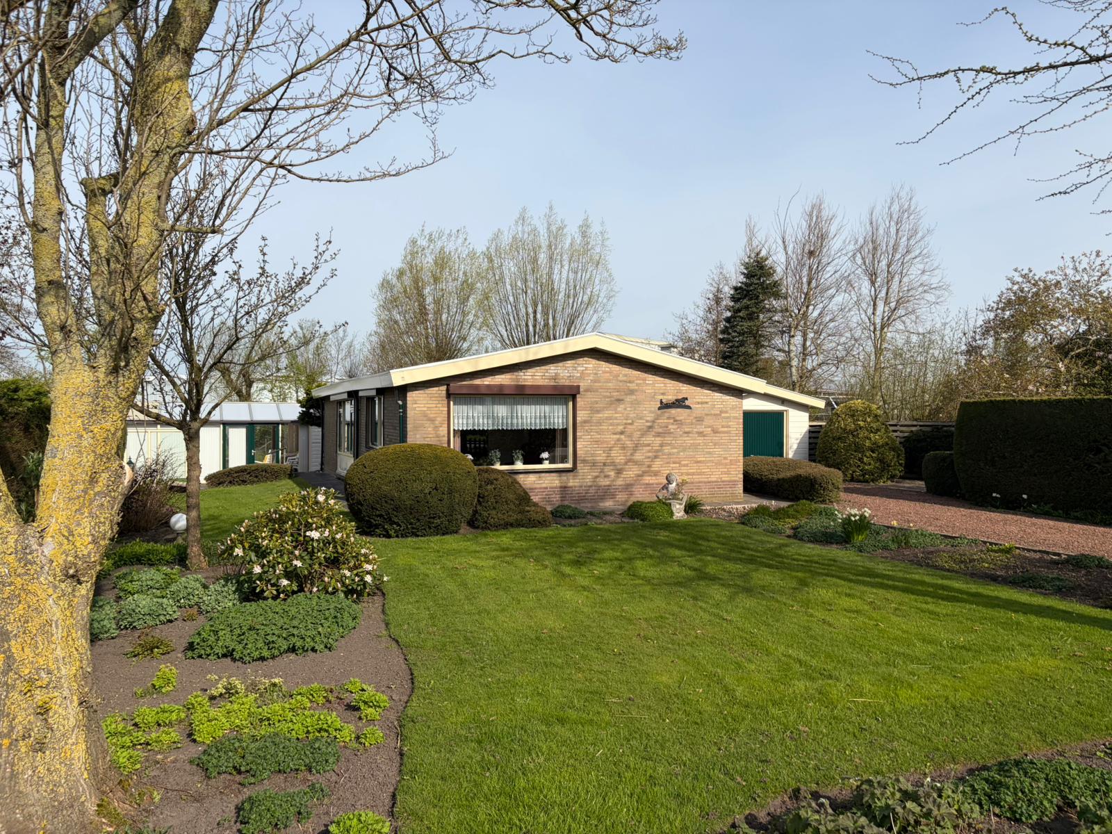 Dorpsweg 172 