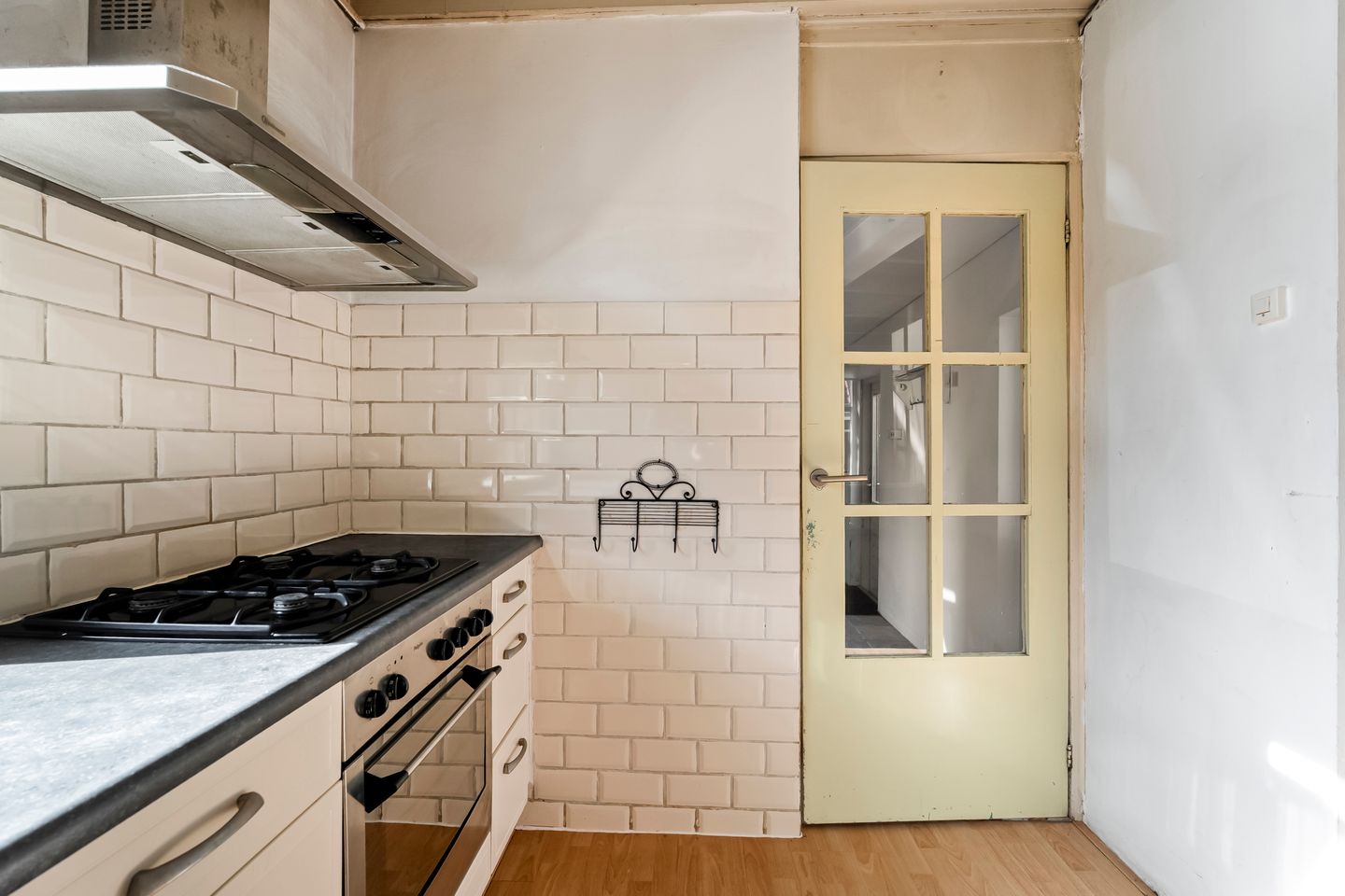 Photo 14 of Elftstraat 6