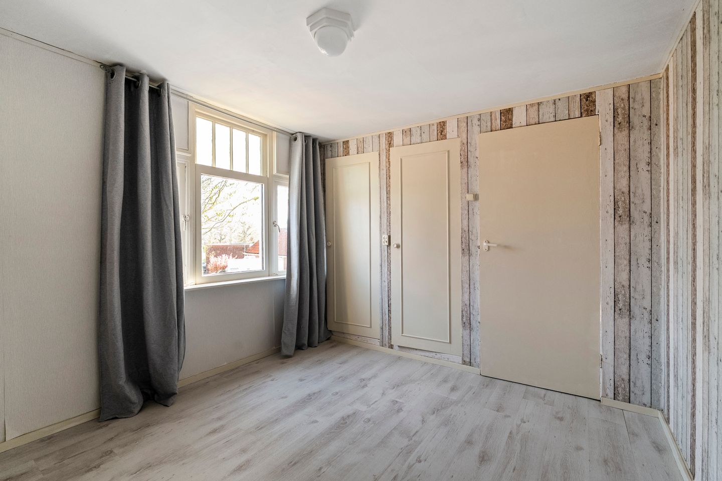 Photo 25 of Elftstraat 6