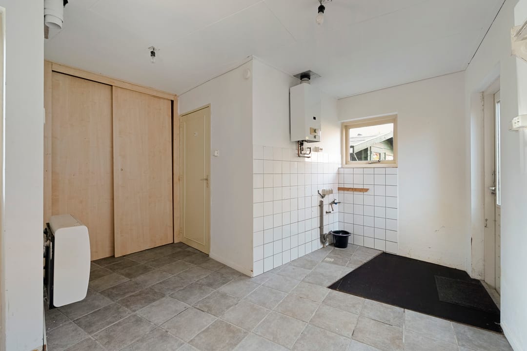 Photo 16 of Elftstraat 6