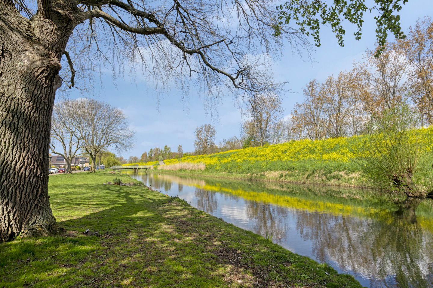 Spacious corner apartment with west-facing balcony and private parking in Hoogwerf-Zuid — 34