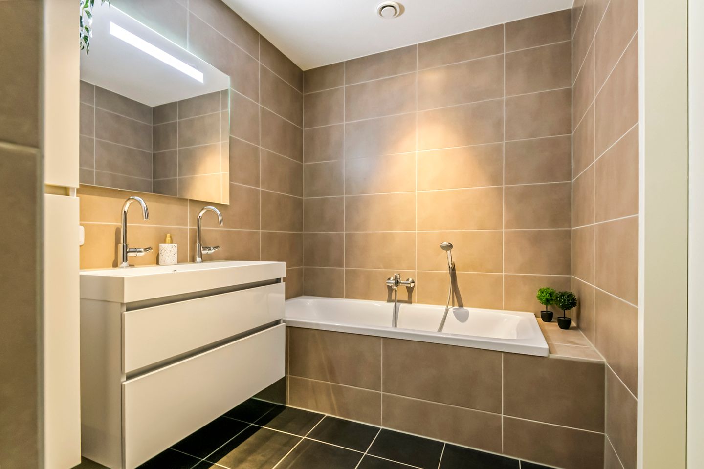 Foto 29 van Fazant 14