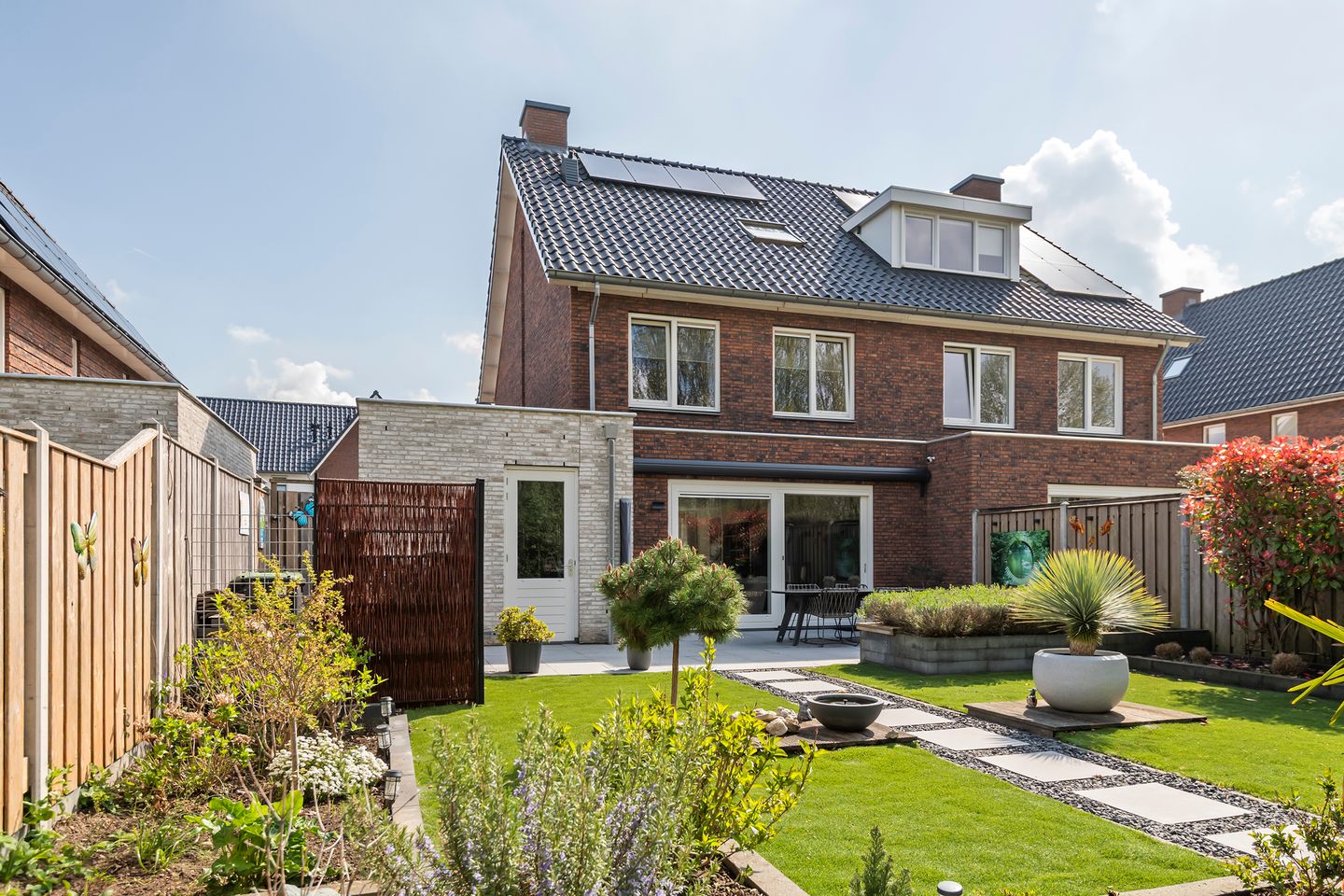 Foto 50 van Fazant 14