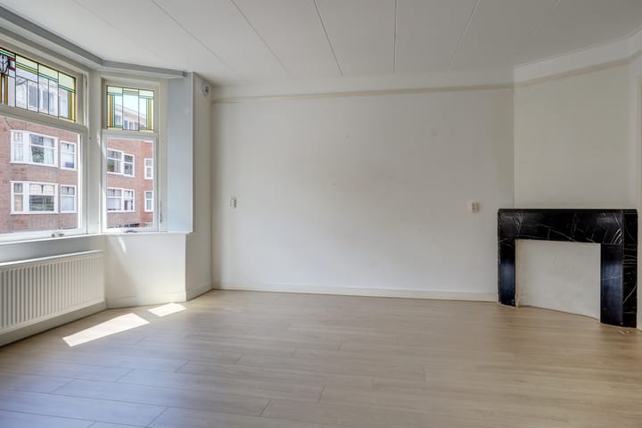 Photo 3 of Hunzestraat 97-1