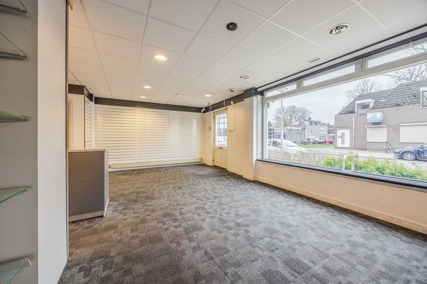 Foto 5 van Pater van den Elsenplein 2