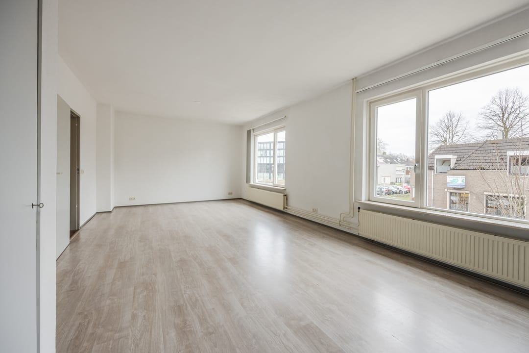 Foto 32 van Pater van den Elsenplein 2