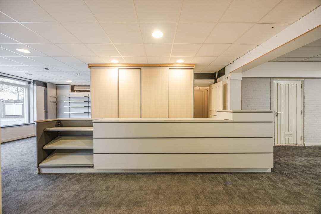 Foto 11 van Pater van den Elsenplein 2