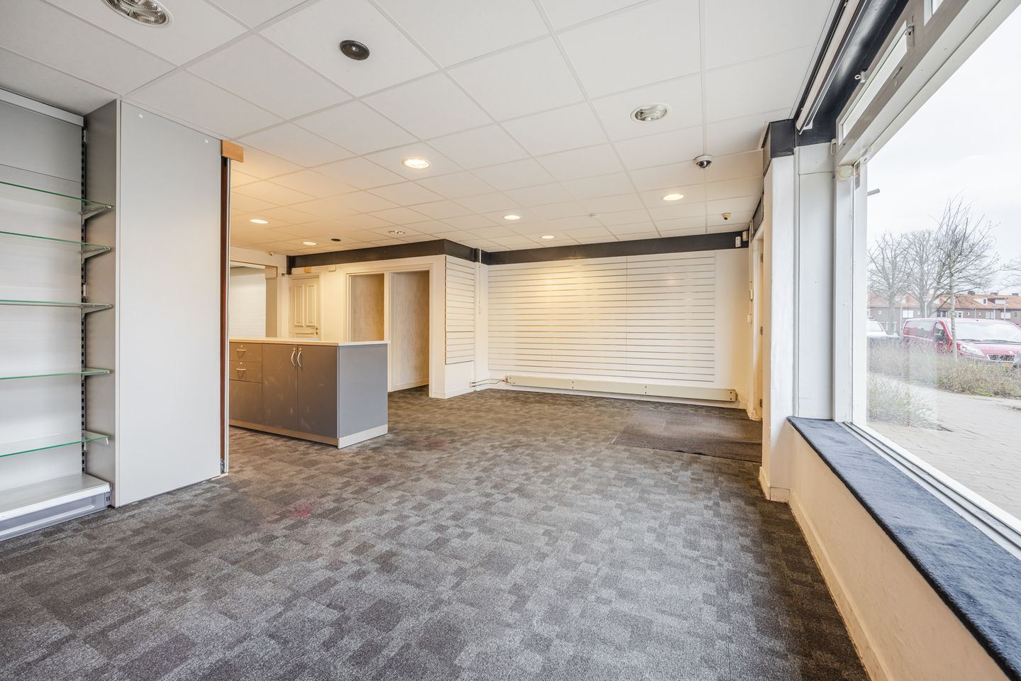 Foto 4 van Pater van den Elsenplein 2