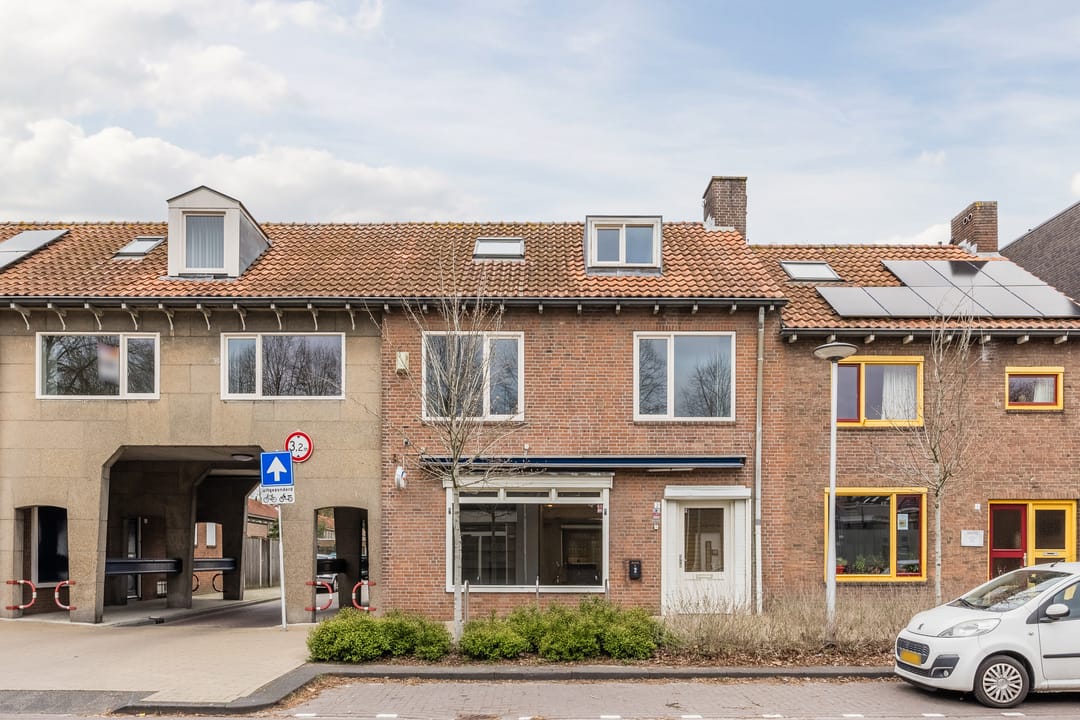 Foto 62 van Pater van den Elsenplein 2