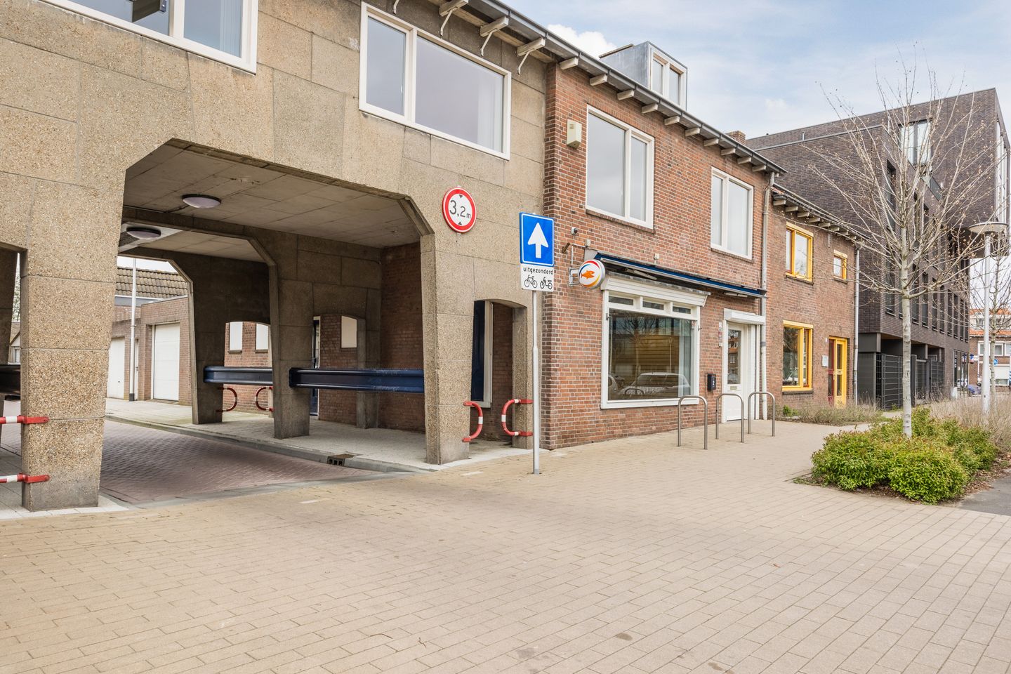 Foto 65 van Pater van den Elsenplein 2