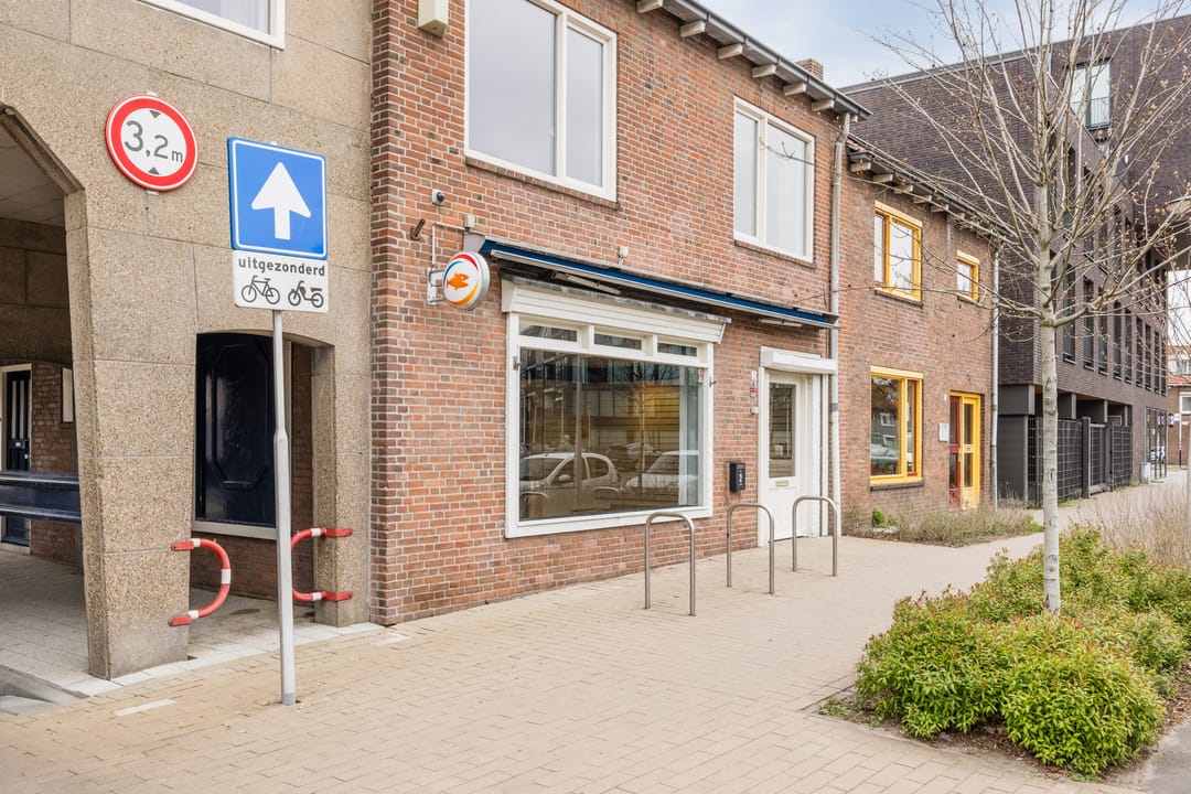 Foto 67 van Pater van den Elsenplein 2