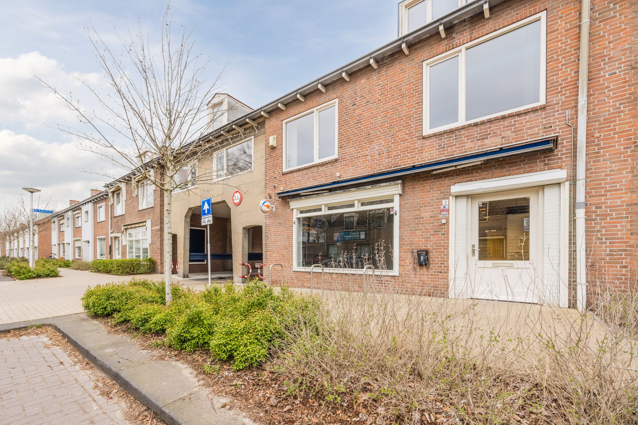 Foto 66 van Pater van den Elsenplein 2