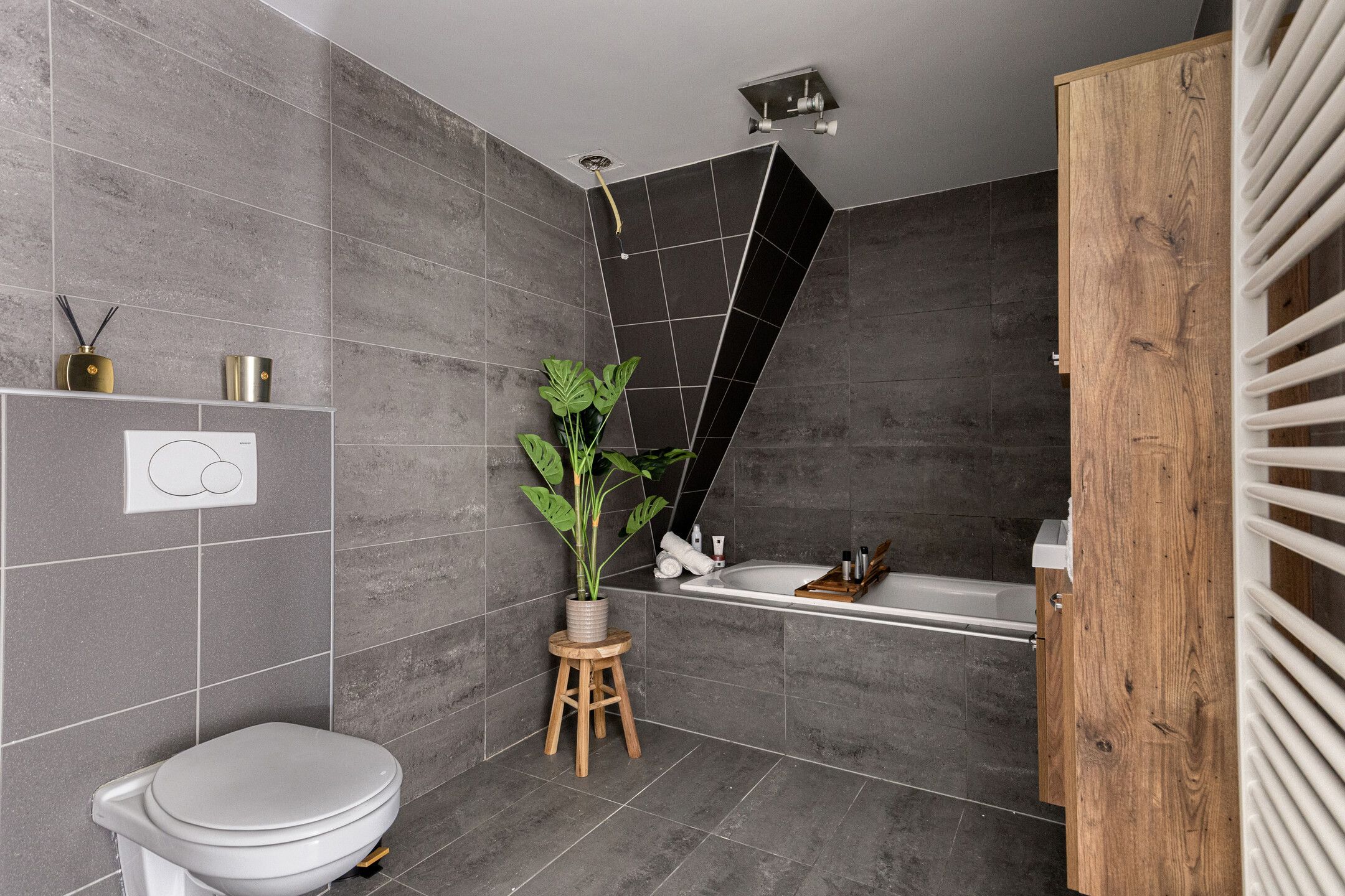 Photo 15 of Javastraat 48-A