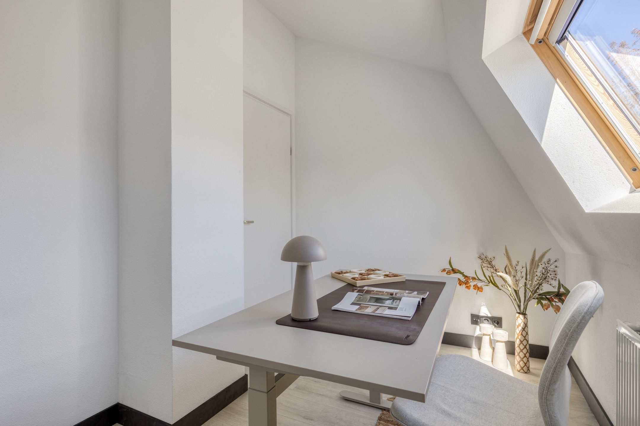 Photo 21 of Javastraat 48-A