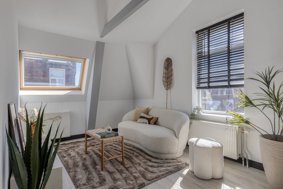 Photo 2 of Javastraat 48-A