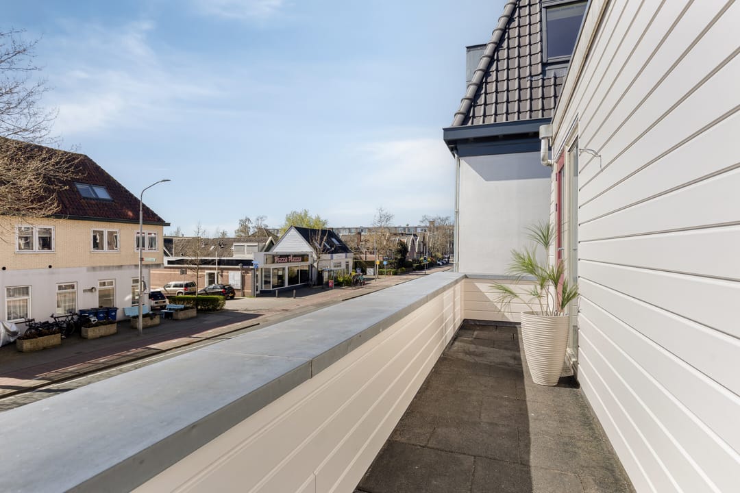 Photo 11 of Javastraat 48-A