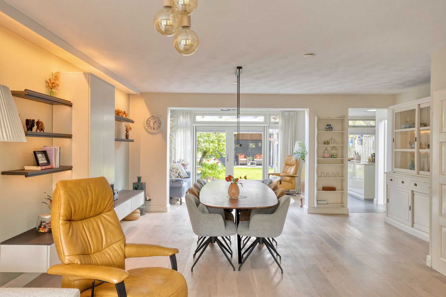 Photo 14 of Brahmslaan 11