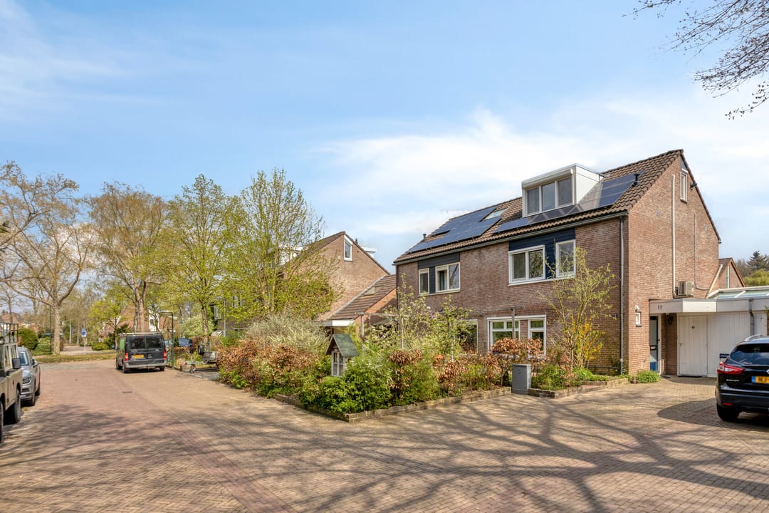 Photo 37 of Brahmslaan 11