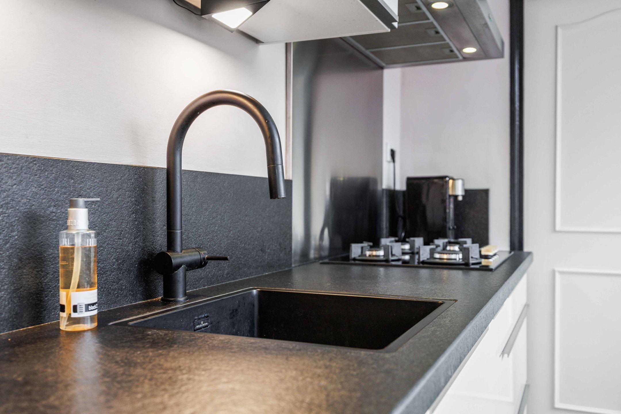 Foto 18 van Ripperdastraat 39