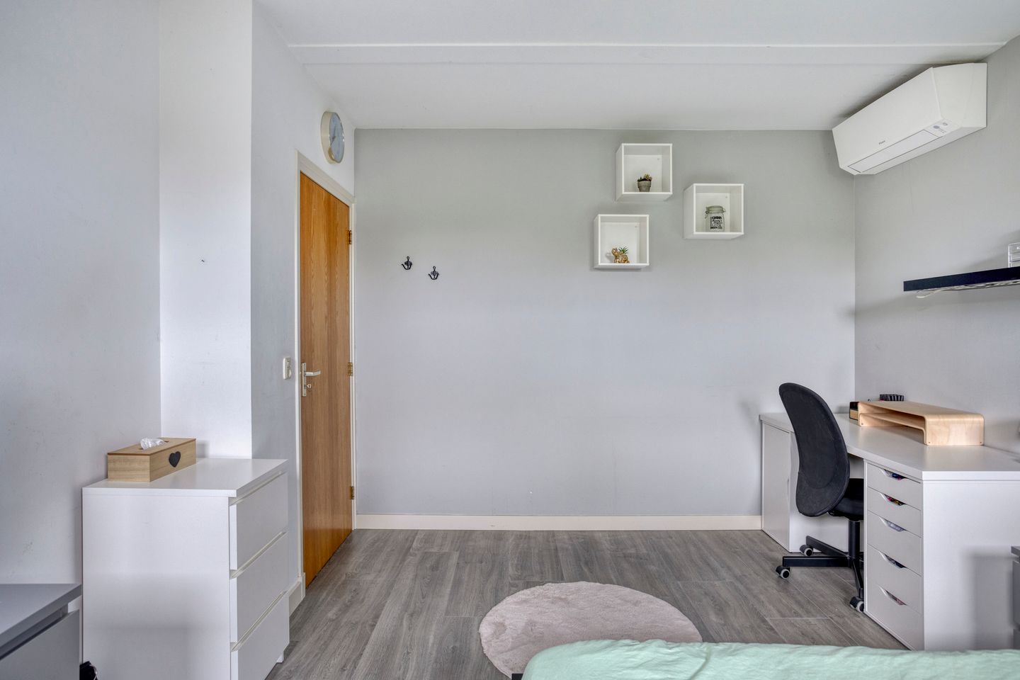 Photo 29 of H. Roland Holstlaan 15