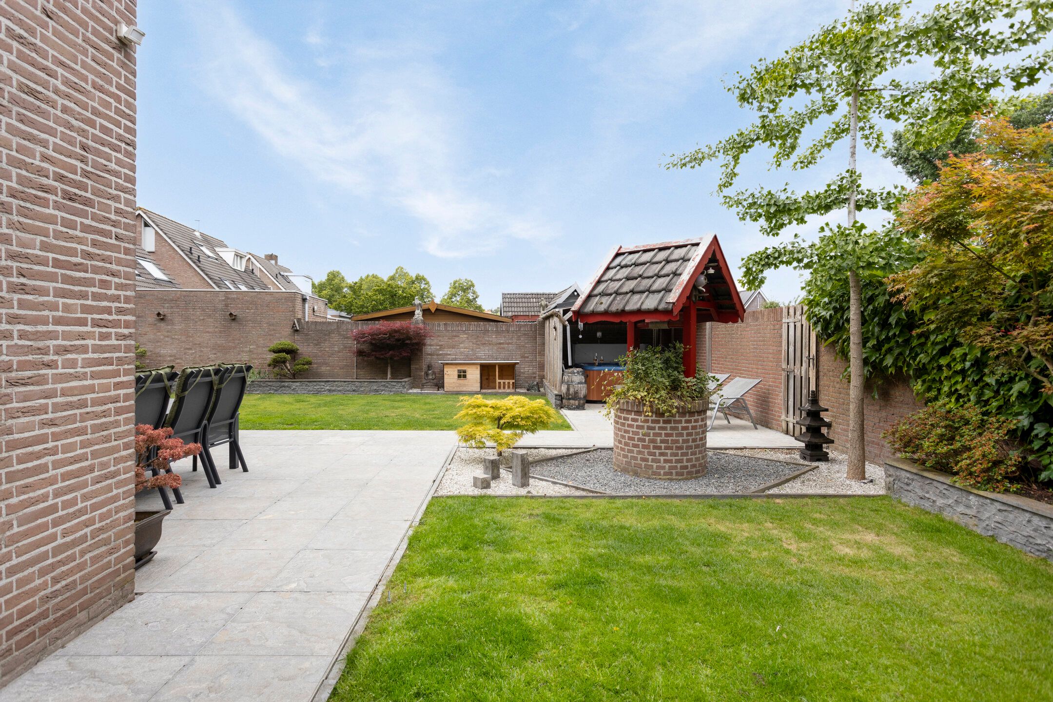 Photo 51 of H. Roland Holstlaan 15