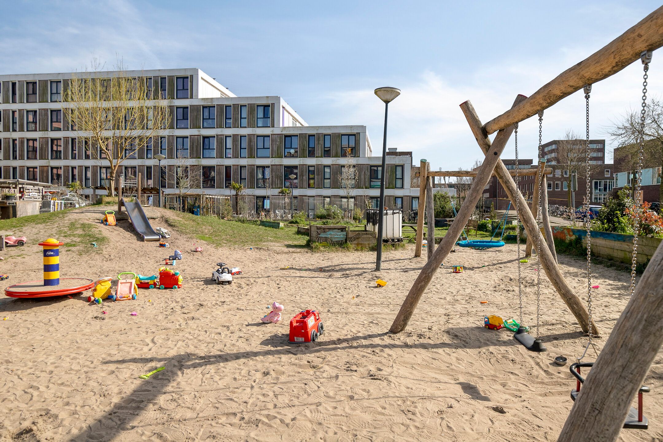 Foto 33 van Erich Salomonstraat 80