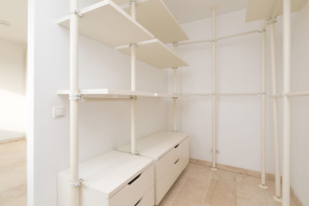 Exclusive 21st Floor Apartment with Panoramic Views in Zaandam — 22