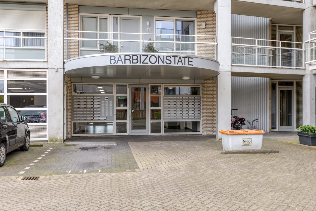 Foto 32 van Barbizonplaats 2