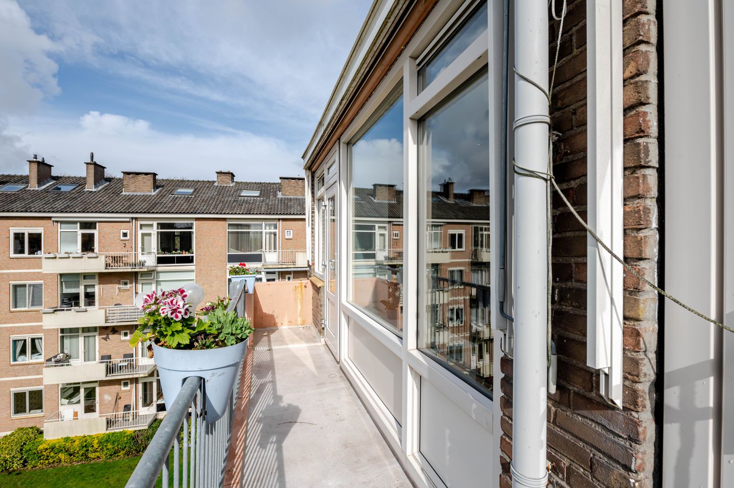 Foto 20 van Dr H. Colijnlaan 38