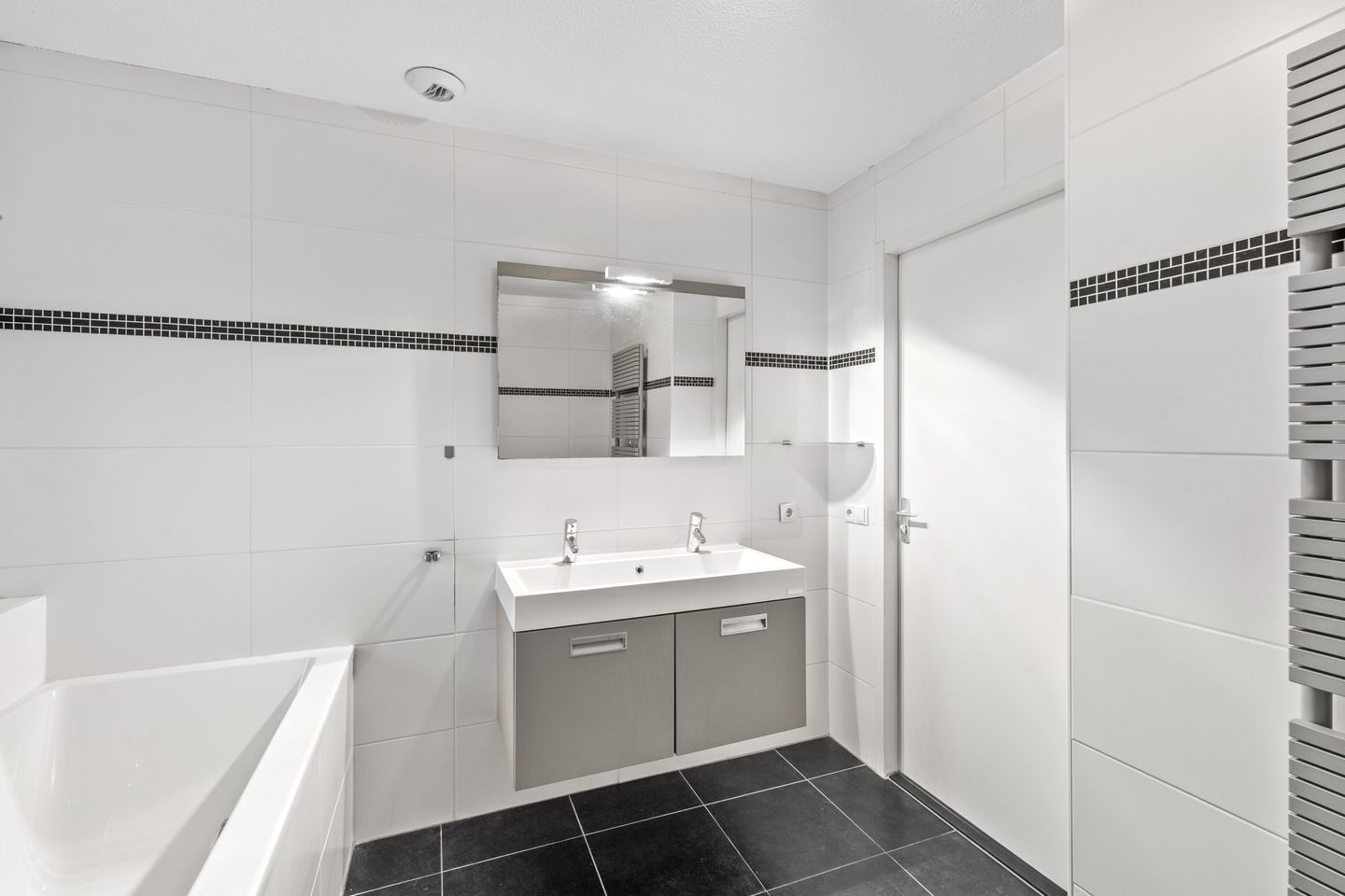 Foto 20 van Laan van Europa 197