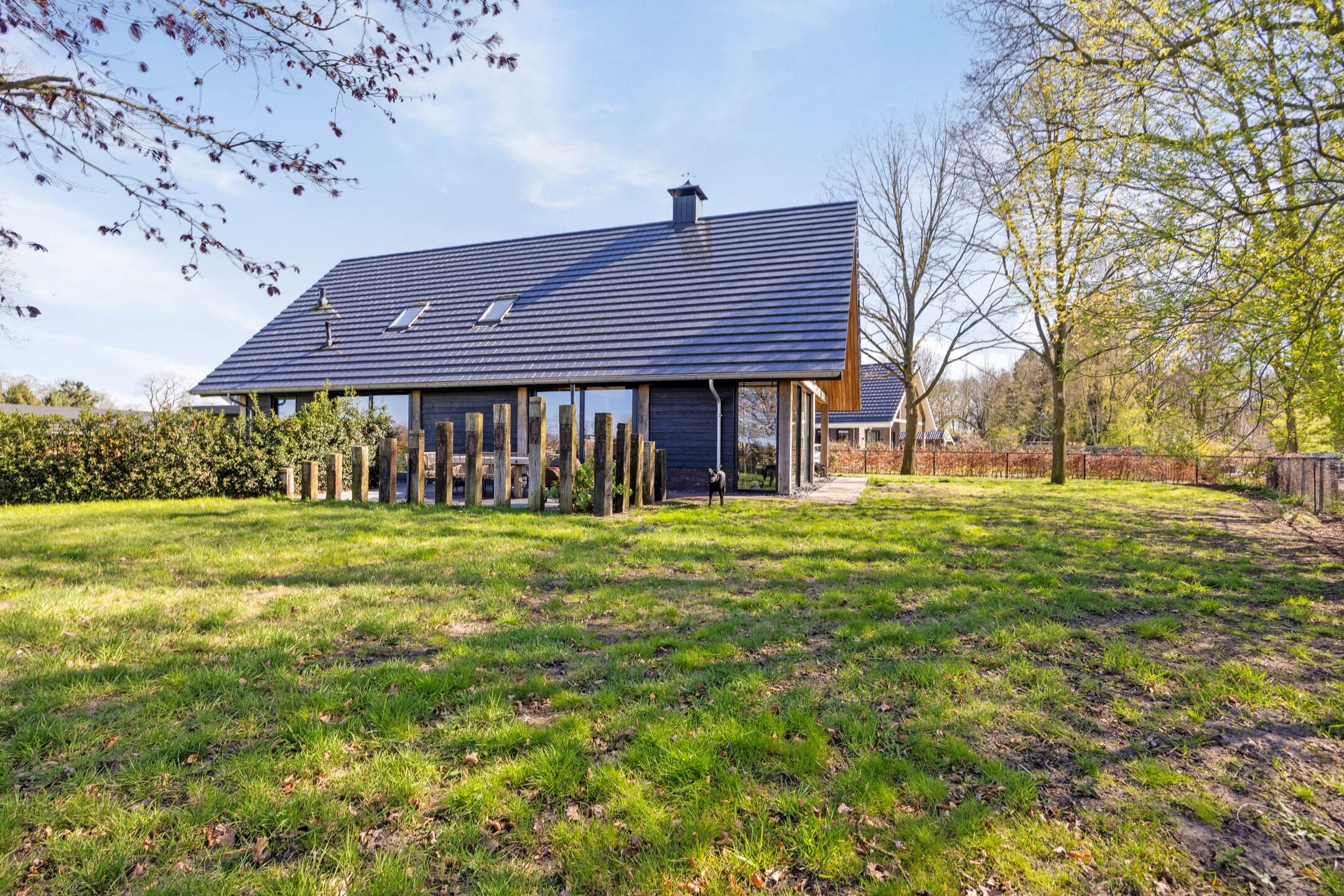 Foto 39 van Veldhuisweg 1