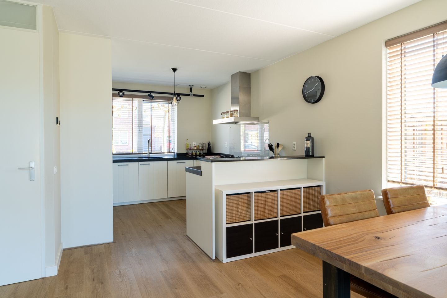 Photo 10 of Vierspan 1