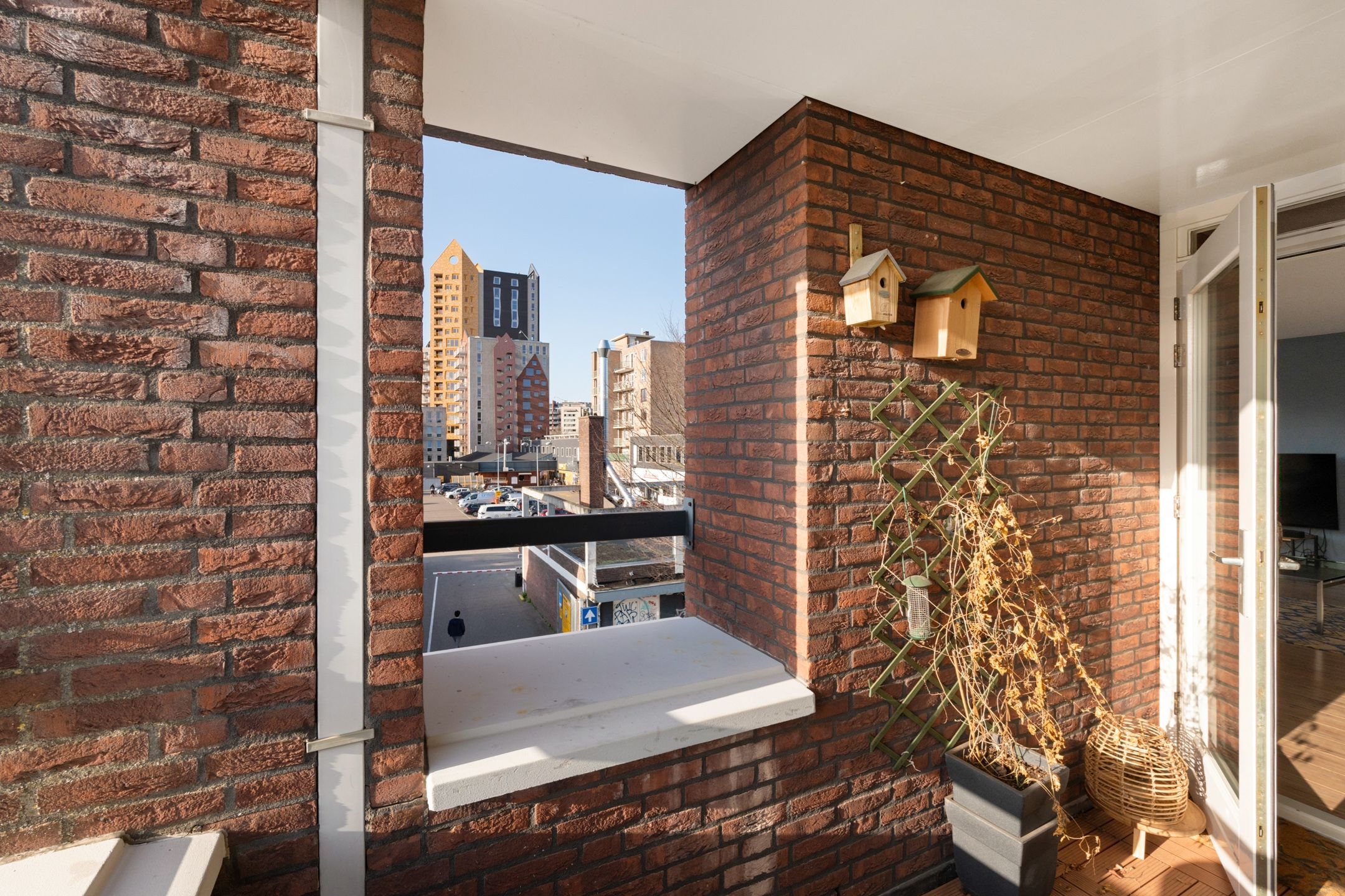 Spacious 3-room apartment with balcony and parking in Eindhoven — 18