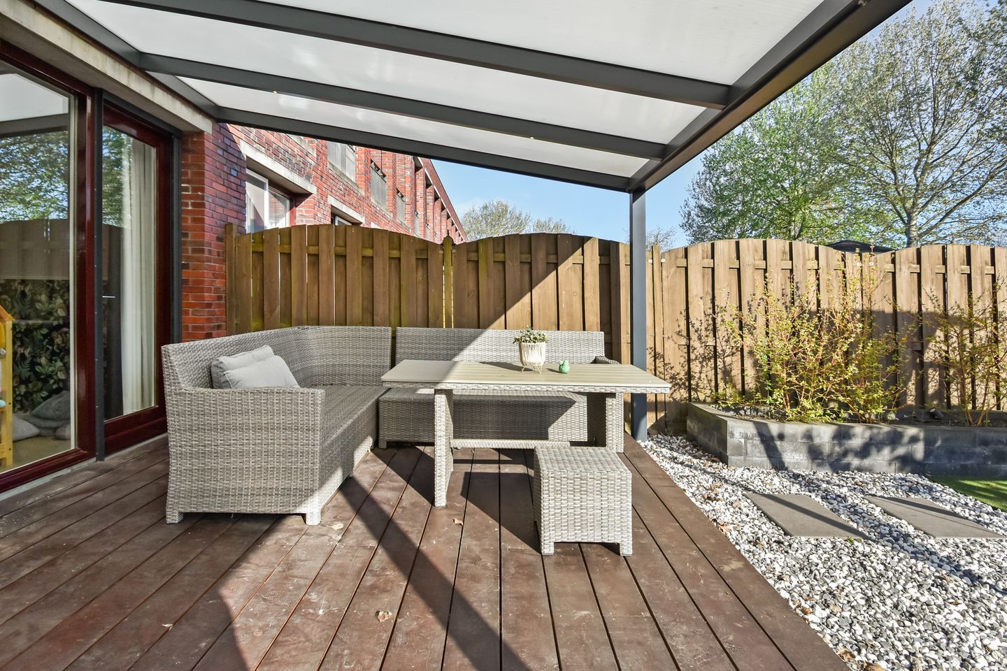 Ground floor apartment with spacious garden in Nootdorp — 19