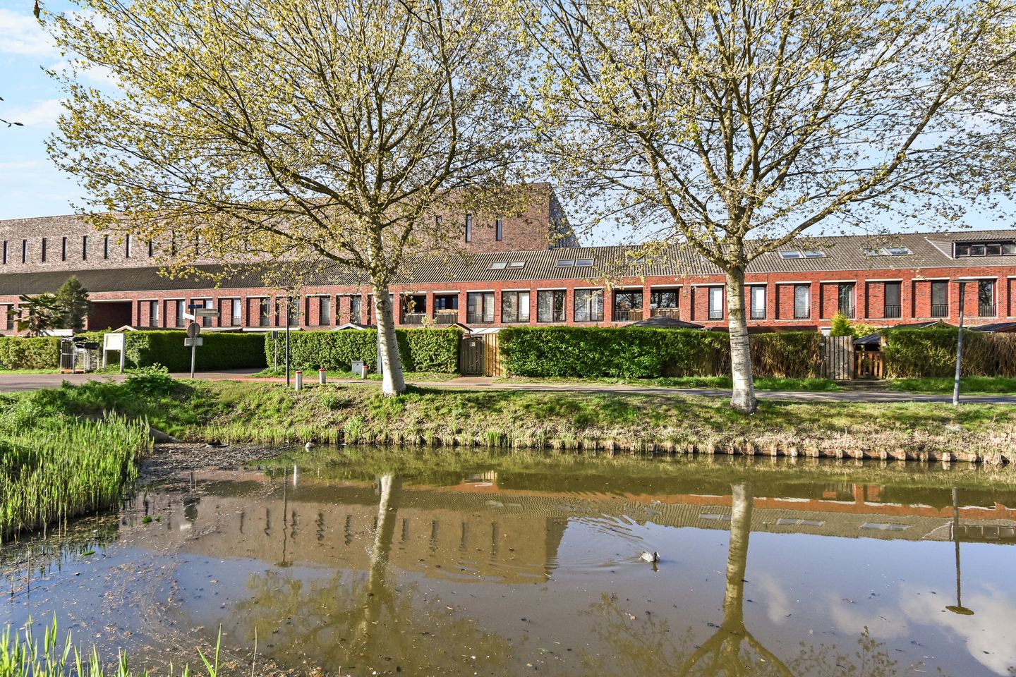 Ground floor apartment with spacious garden in Nootdorp — 35