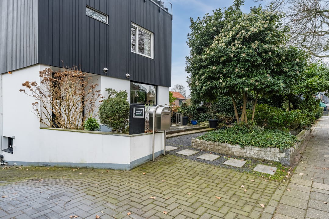 Photo 8 of Steenhoffstraat 49