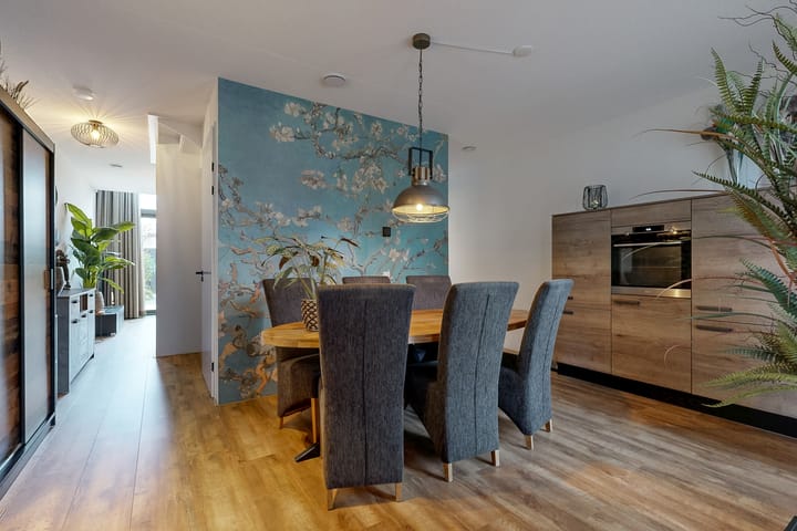 Tussenwoning te koop: Dirk Breebaartstraat 4, Hoorn