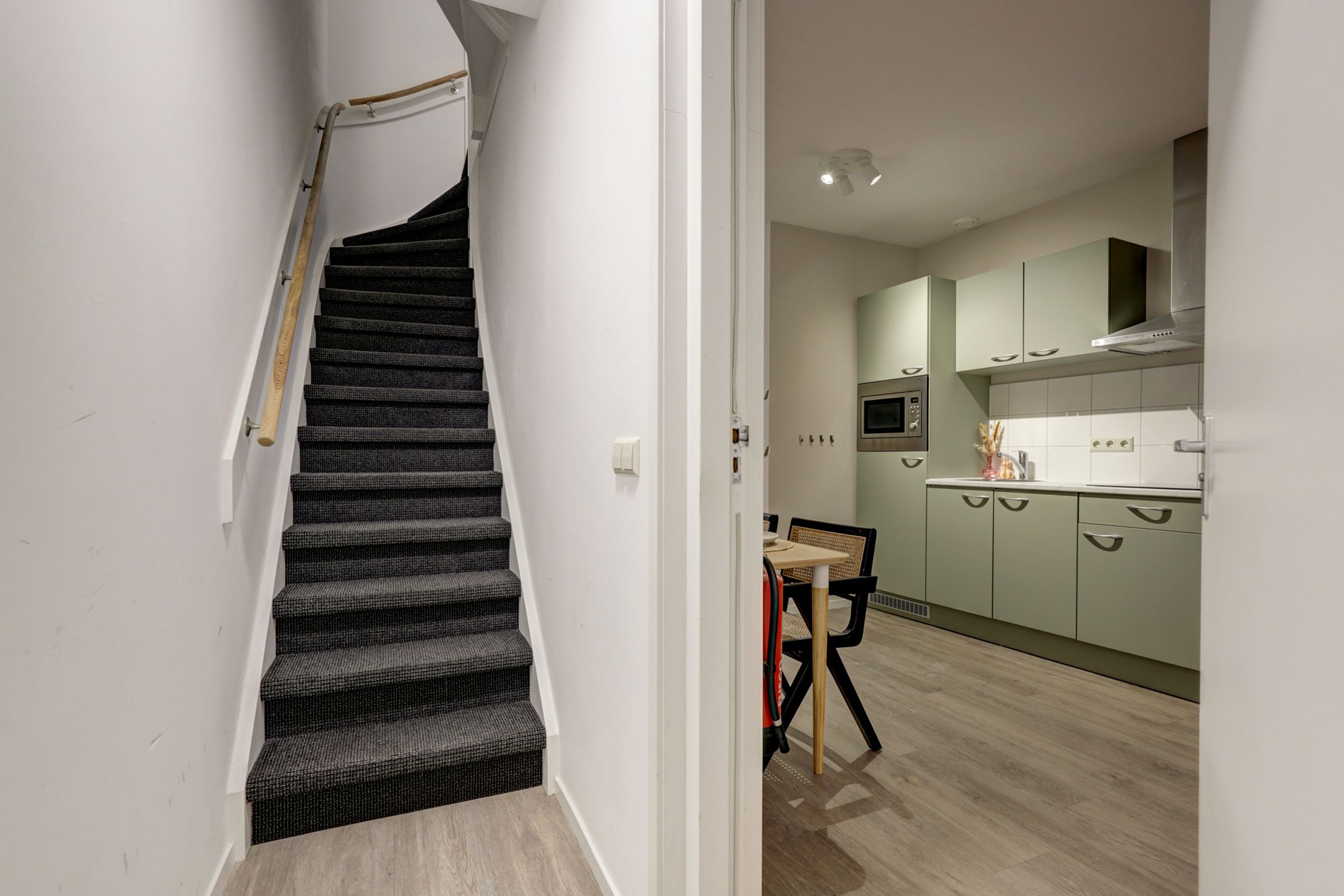 Photo 9 of Molstraat 46-A