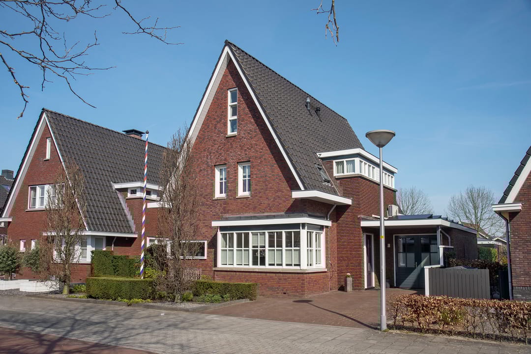 Foto 1 van Zonneroosje 28