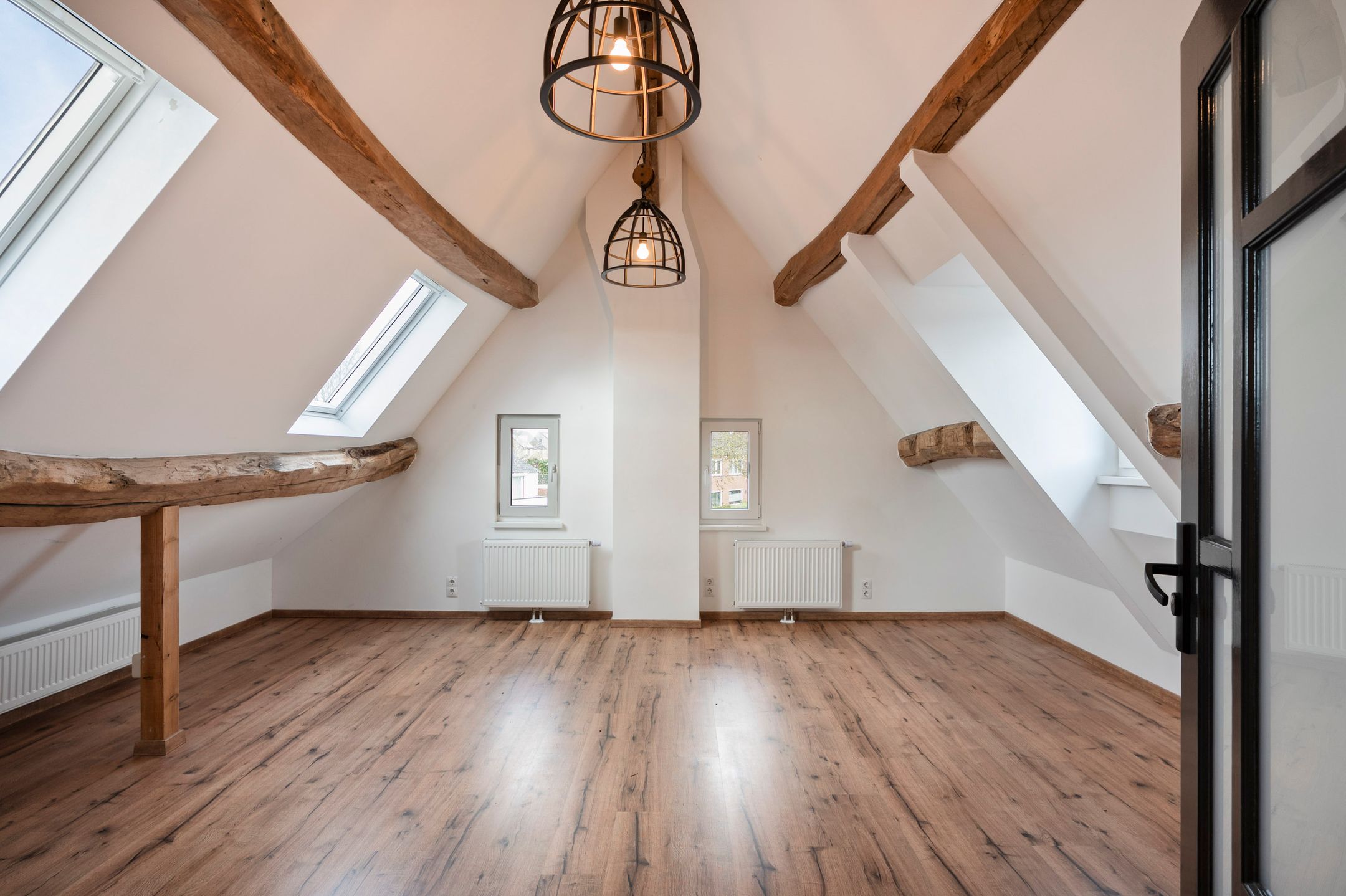 Foto 21 van Hilleshagerweg 2