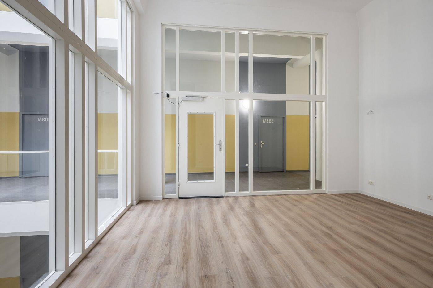 Foto 9 van Westzeedijk 503-B