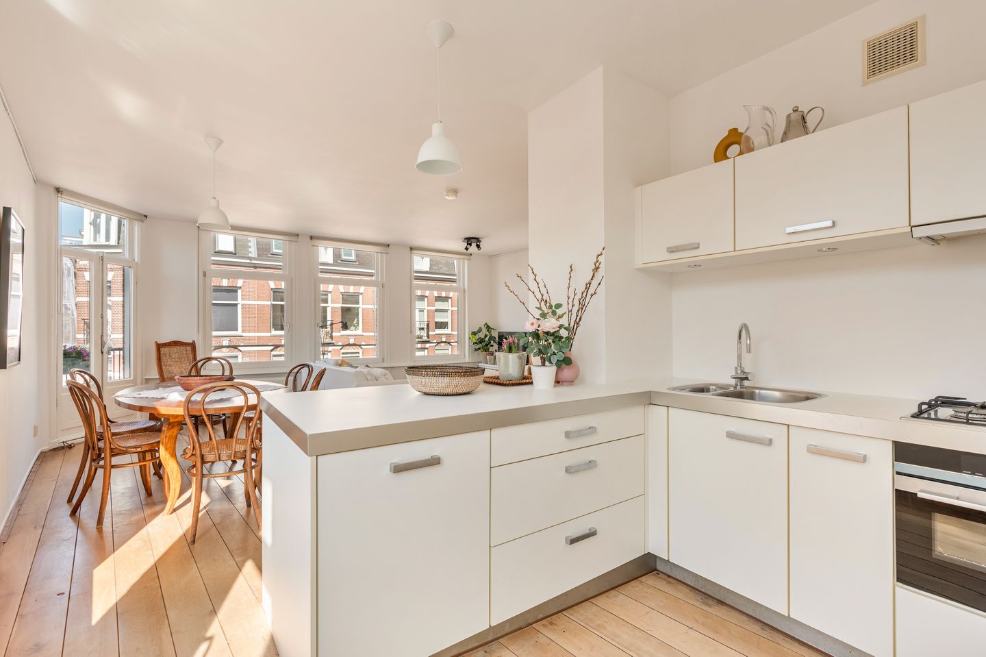 Foto 10 van Balthasar Floriszstraat 12-3