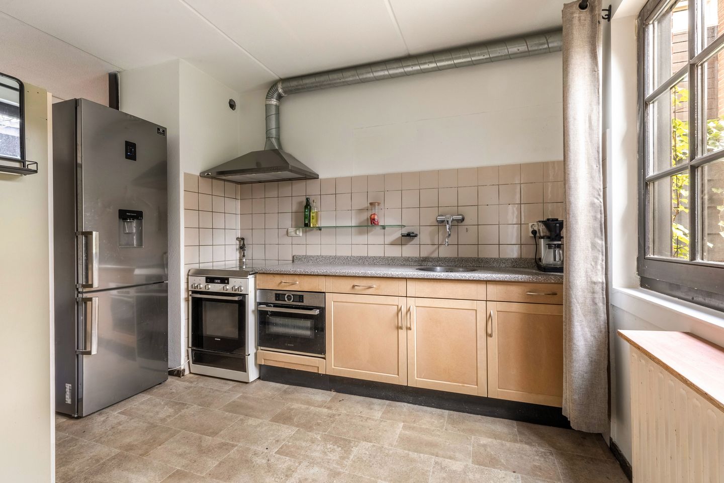 Photo 10 of Bijenmeent 118