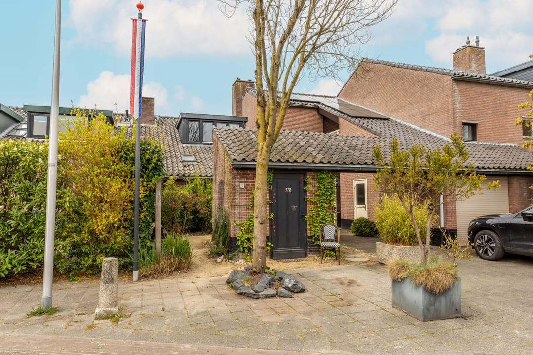 Photo 37 of Bijenmeent 118