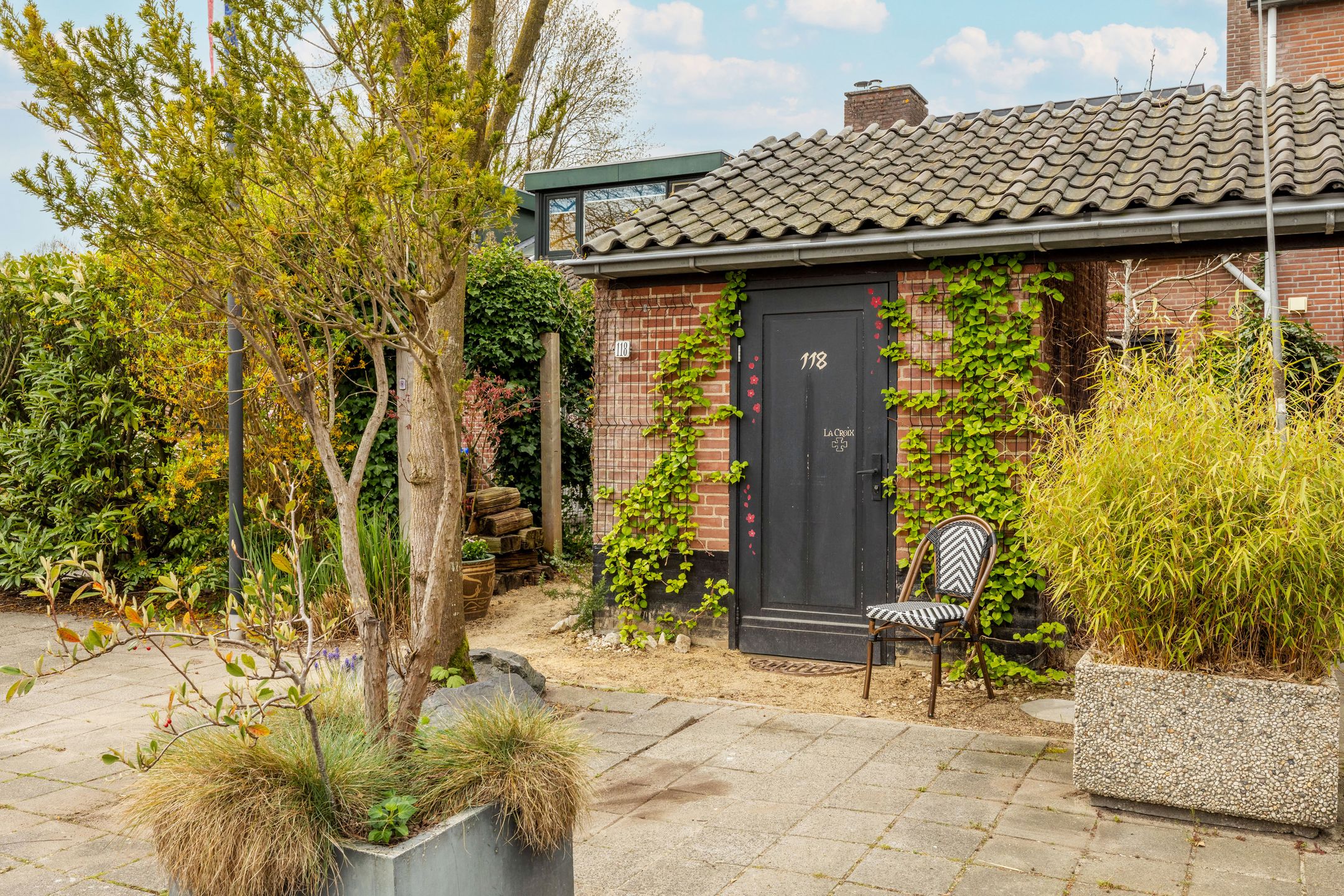 Photo 39 of Bijenmeent 118