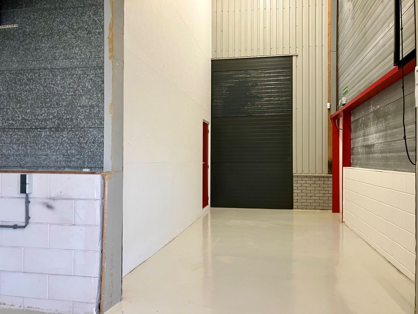 View photo 5 of Mast 25-A