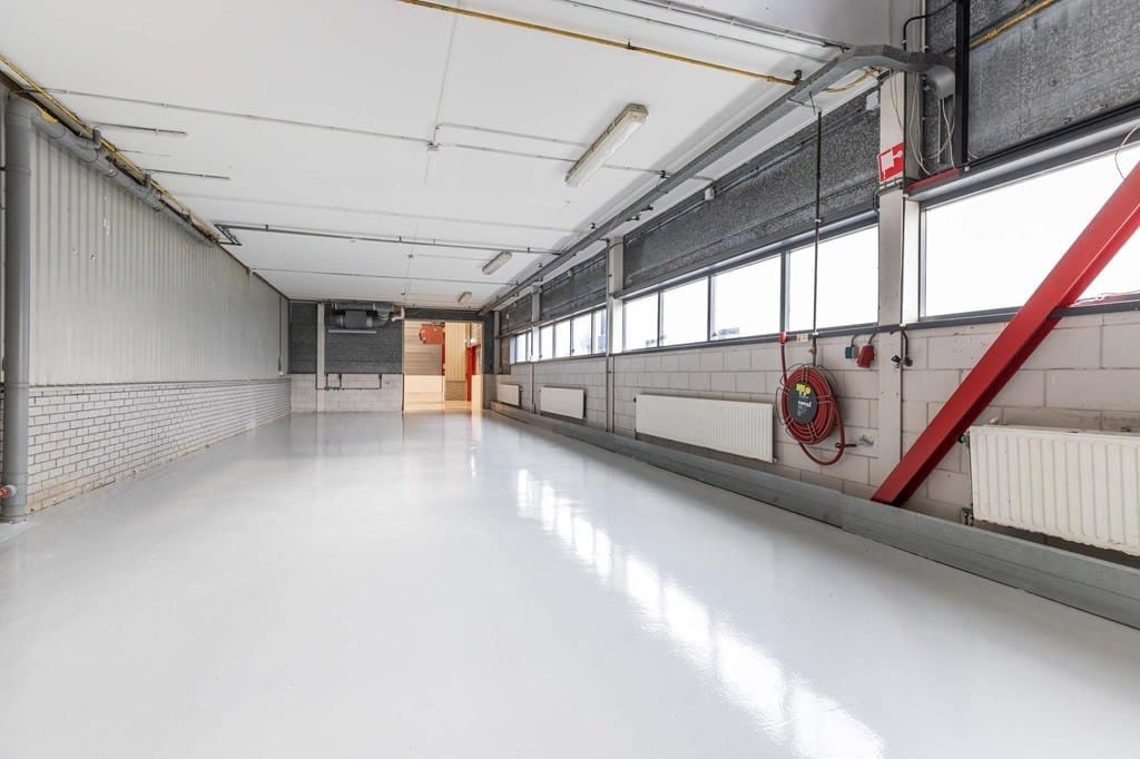 View photo 4 of Mast 25-A