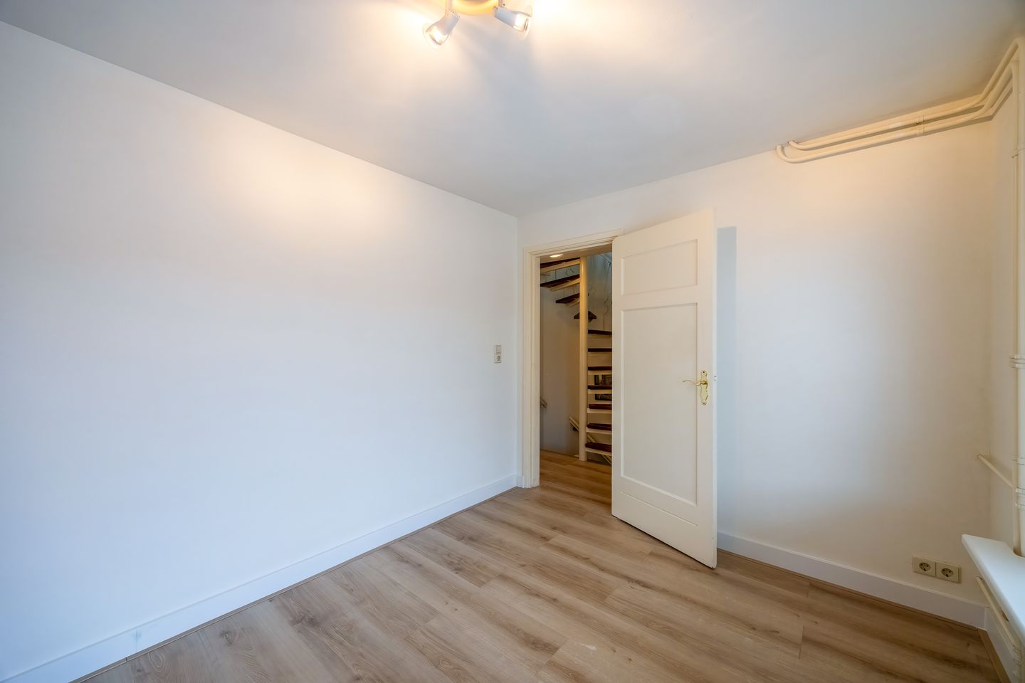 Foto 29 van Laarderweg 180