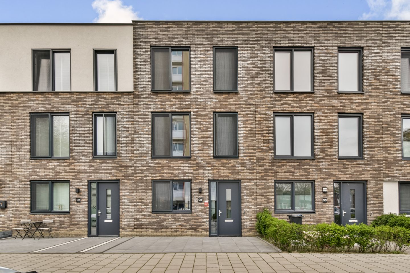 Photo 4 of Johan Braakensiekstraat 98